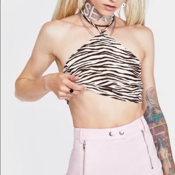 MOTEL Maudy Halter Tie Crop Top in Easy Tiger - Picture 2 of 6